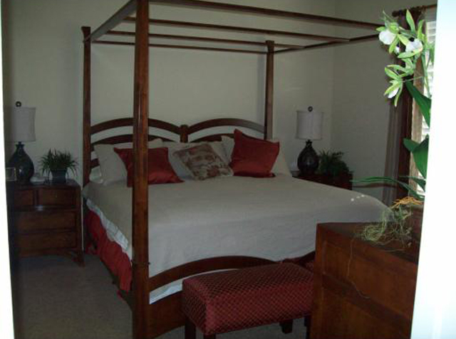 Hoofd slaapkamer met airco en eigen badkamer